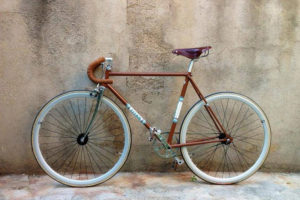 Bicicleta Retro Segmento Nicho de mercado Macom